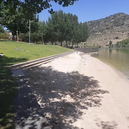 Casa Eiras Сasa de vacaciones Mazouco