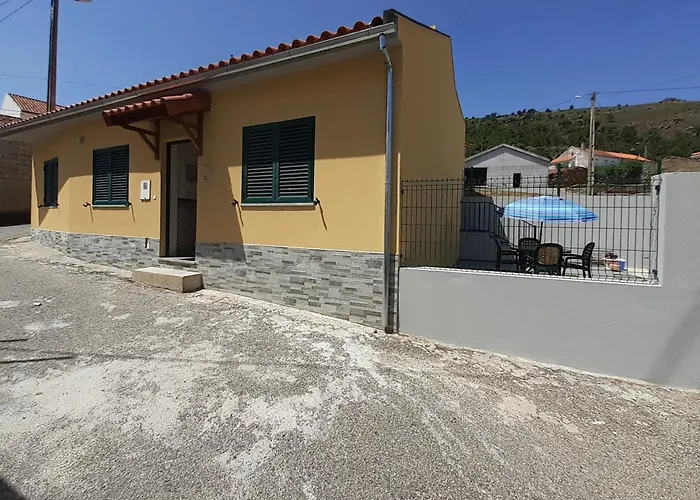 Casa Eiras Casa de Férias Mazouco